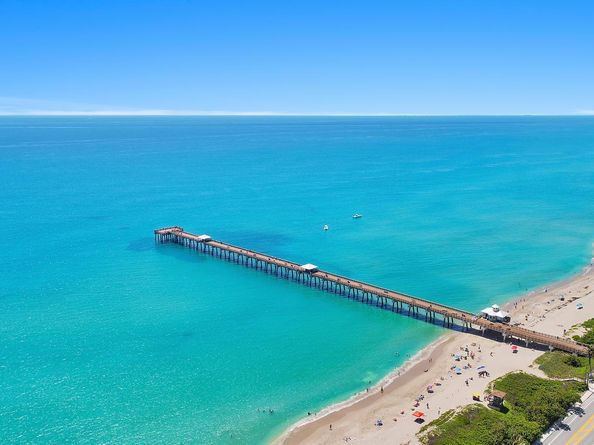 601 Seafarer Circle 301, Jupiter FL 33477