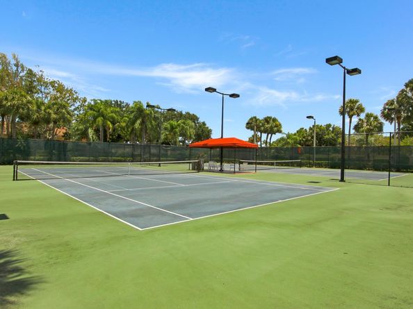 601 Seafarer Circle 301, Jupiter FL 33477