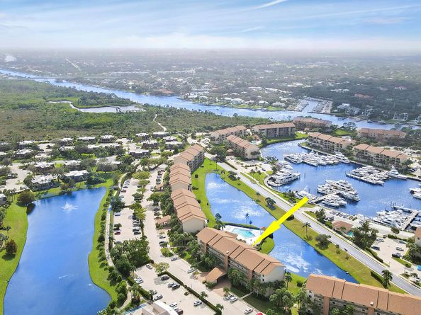 601 Seafarer Circle 301, Jupiter FL 33477