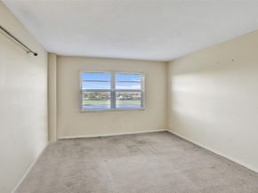 2500 NE 48 Lane 403, Fort Lauderdale FL 33308