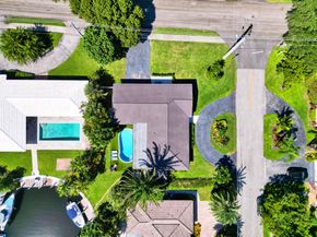 3821 NE 29th Avenue, Lighthouse Point FL 33064