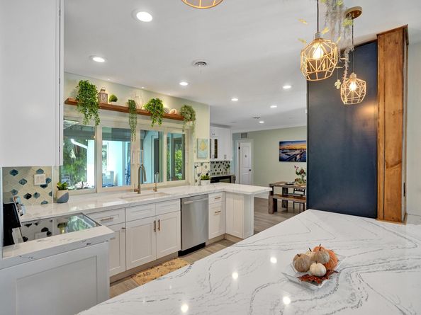 3821 NE 29th Avenue, Lighthouse Point FL 33064