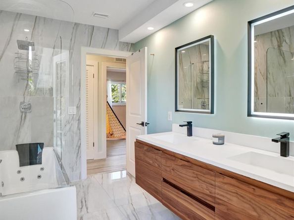 3821 NE 29th Avenue, Lighthouse Point FL 33064