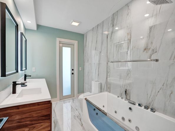 3821 NE 29th Avenue, Lighthouse Point FL 33064