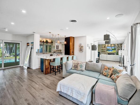 3821 NE 29th Avenue, Lighthouse Point FL 33064