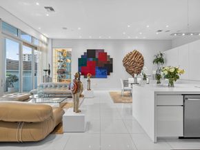 2 Water Club Way 301, North Palm Beach FL 33408