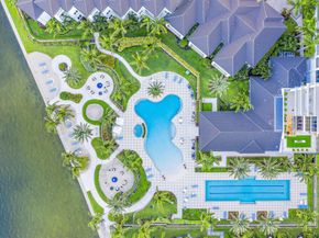 2 Water Club Way 301, North Palm Beach FL 33408