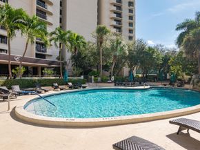 2480 Presidential Way 1504, West Palm Beach FL 33401