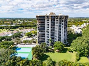 2480 Presidential Way 1504, West Palm Beach FL 33401