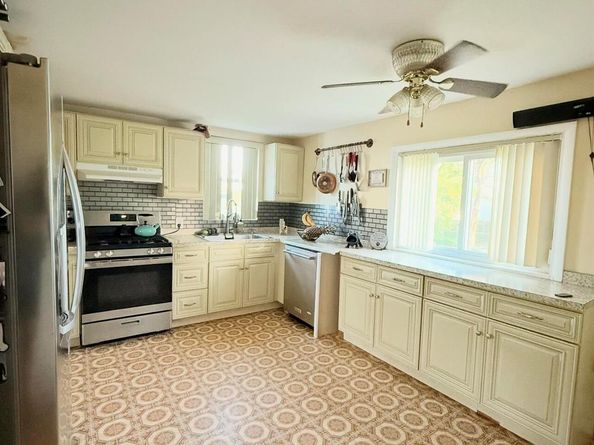 844 Bradley Street, West Palm Beach FL 33405