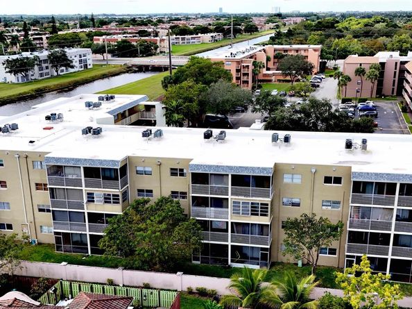 3120 N Pine Island Rd 203, Sunrise FL 33351