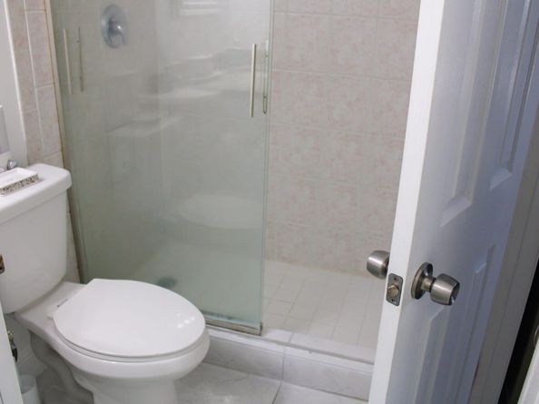 3120 N Pine Island Rd 203, Sunrise FL 33351