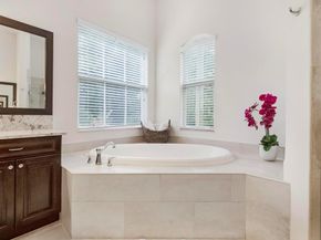1520 SW 125th Ave, Davie FL 33325