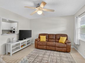 386 Tilford R, Deerfield Beach FL 33442