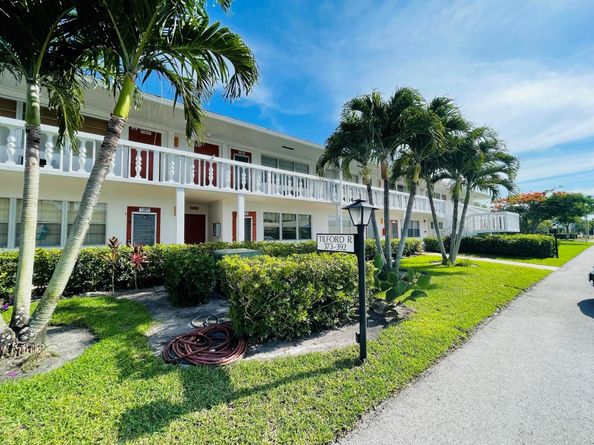 386 Tilford R, Deerfield Beach FL 33442