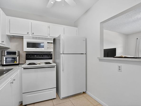 386 Tilford R, Deerfield Beach FL 33442