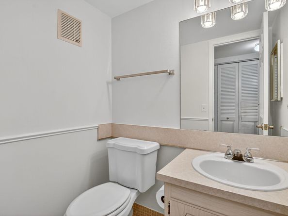 386 Tilford R, Deerfield Beach FL 33442