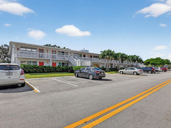 386 Tilford R, Deerfield Beach FL 33442
