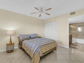 7290 Kinghurst Drive 406, Delray Beach FL 33446