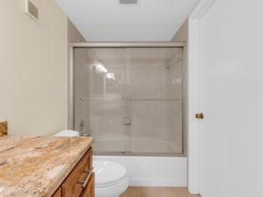 7290 Kinghurst Drive 406, Delray Beach FL 33446