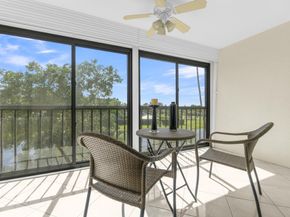 7290 Kinghurst Drive 406, Delray Beach FL 33446