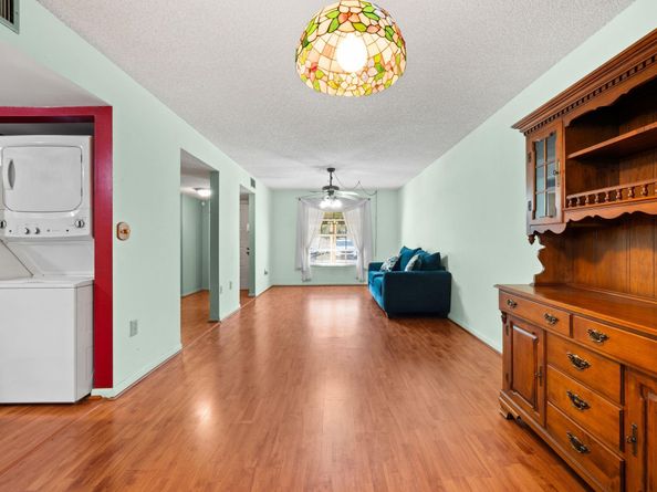 12371 SW 52nd St, Cooper City FL 33330