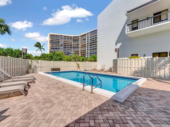 4746 S Ocean Boulevard 6, Highland Beach FL 33487