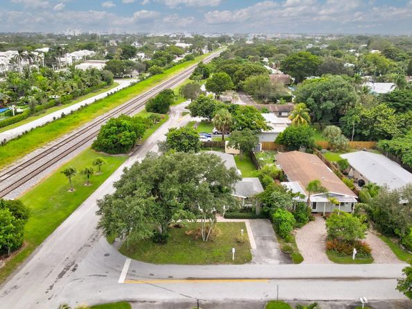 272 NE 13th Street, Delray Beach FL 33483