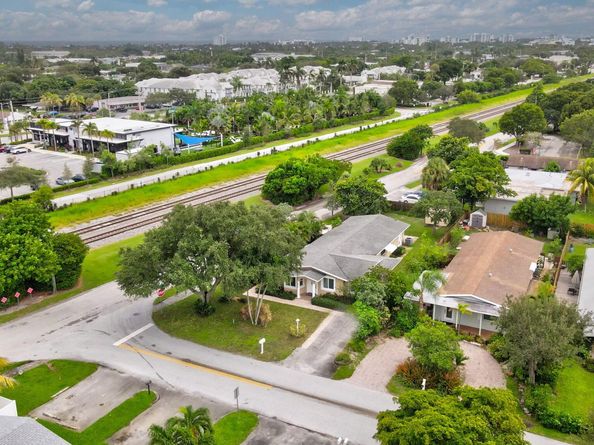 272 NE 13th Street, Delray Beach FL 33483