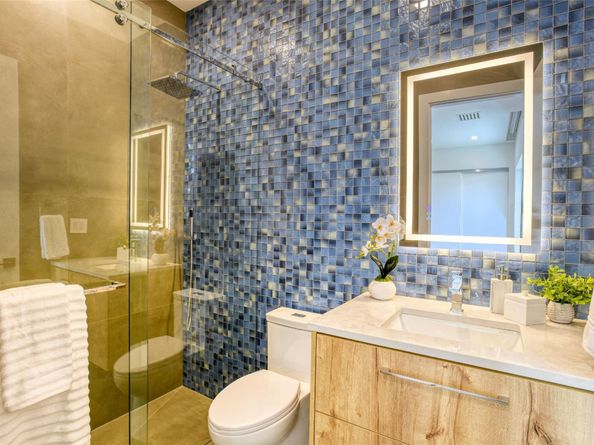 2020 NE 59th Ct, Fort Lauderdale FL 33308