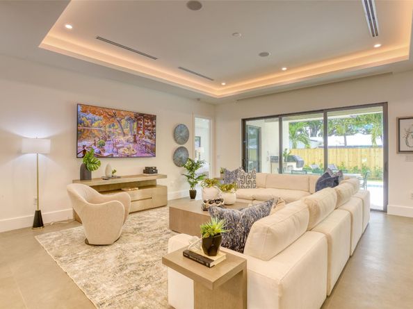 2020 NE 59th Ct, Fort Lauderdale FL 33308