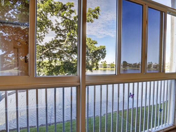 7635 Southampton Terrace 312, Tamarac FL 33321