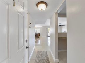 4154 NW 90th Ave 201, Coral Springs FL 33065