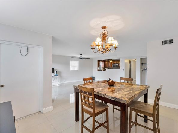 4154 NW 90th Ave 201, Coral Springs FL 33065