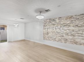 176 SE 2nd Street SE, Deerfield Beach FL 33441