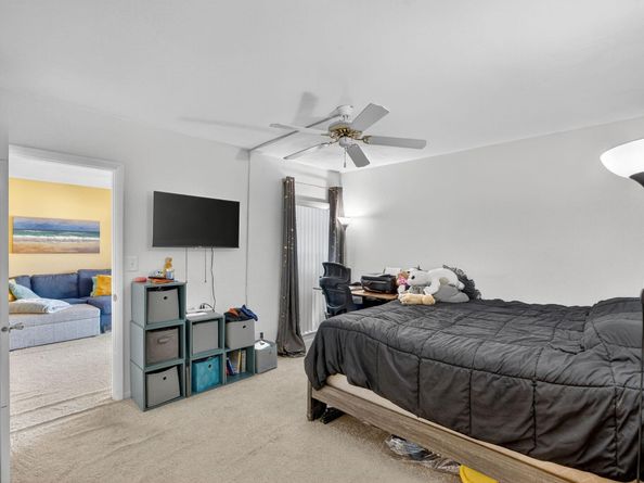 3040 NE 16th Ave 411, Oakland Park FL 33334