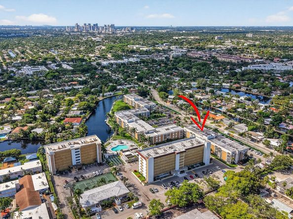 3040 NE 16th Ave 411, Oakland Park FL 33334