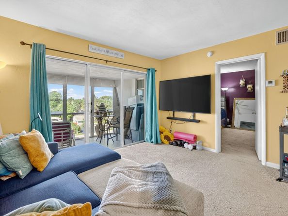 3040 NE 16th Ave 411, Oakland Park FL 33334