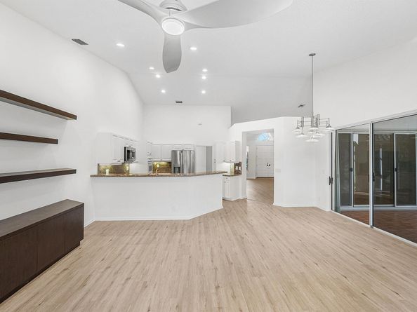 8706 Rothbury Lane, Boynton Beach FL 33472