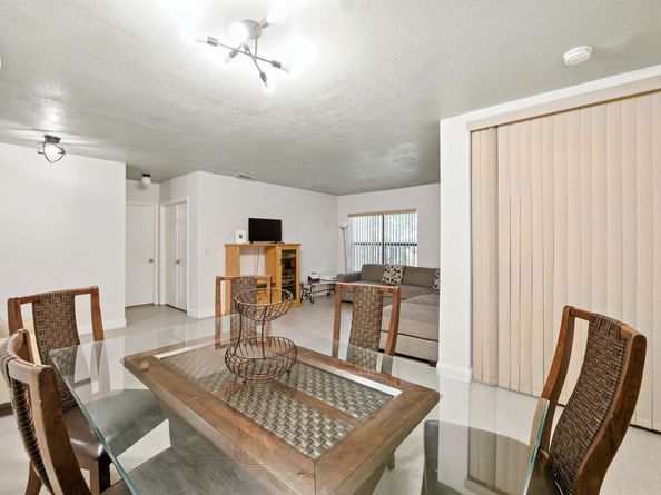 2881 Carambola Circle S 2072, Coconut Creek FL 33066