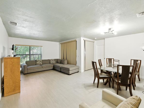 2881 Carambola Circle S 2072, Coconut Creek FL 33066