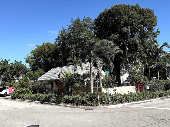 701 NE 1st St, Fort Lauderdale FL 33301