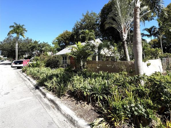 701 NE 1st St, Fort Lauderdale FL 33301