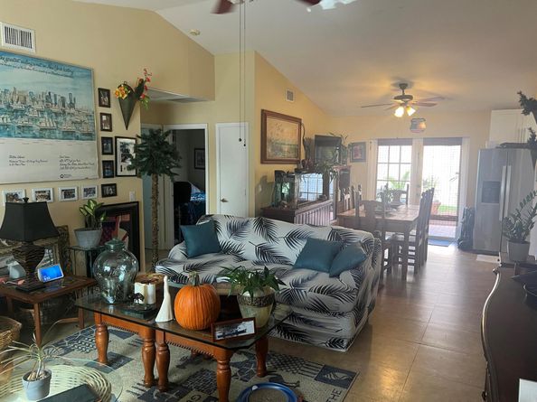 1309 W Frangipani Circle, Lantana FL 33462