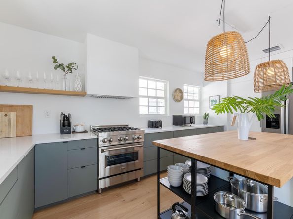 515 N Lakeside Drive, Lake Worth Beach FL 33460