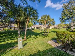 427 Cottonwood Place, Boca Raton FL 33431
