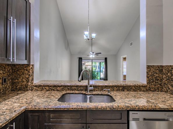 427 Cottonwood Place, Boca Raton FL 33431