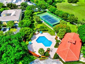 427 Cottonwood Place, Boca Raton FL 33431