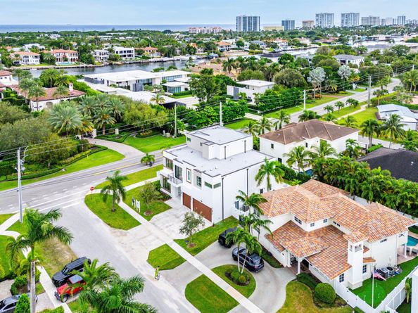 498 NE 6th Street, Boca Raton FL 33432