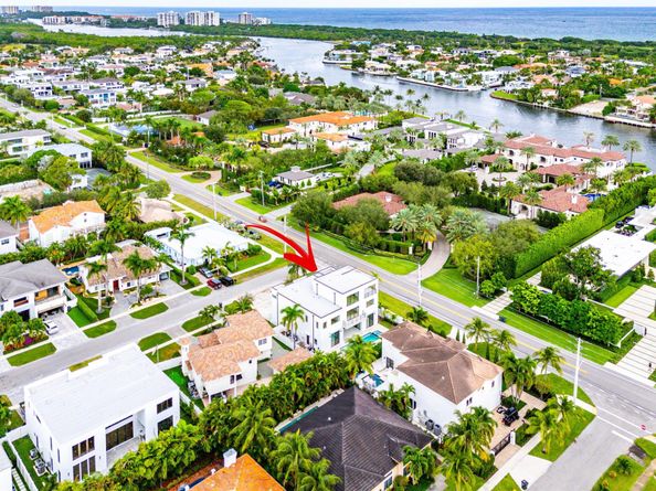 498 NE 6th Street, Boca Raton FL 33432